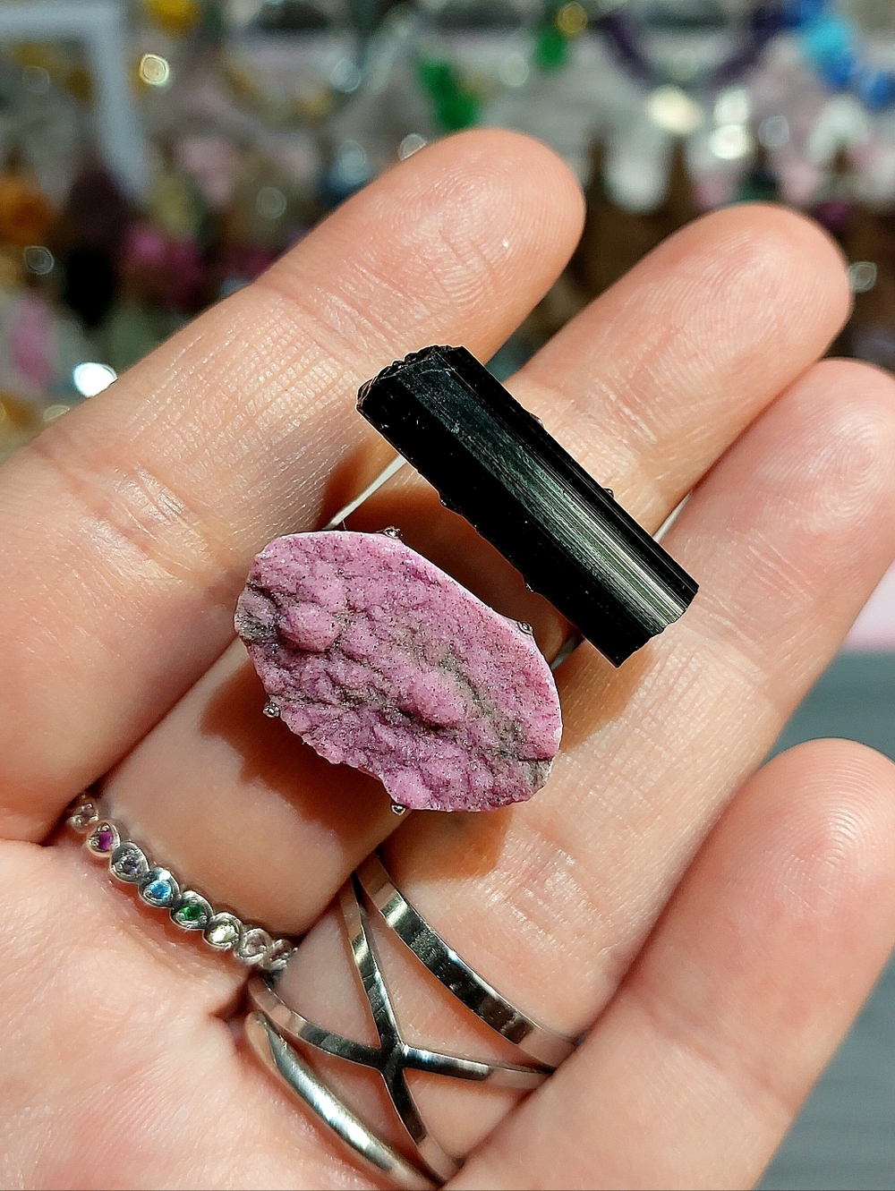 🪨⚒️ Hot Pink Cobalto Calcite & Black Tourmaline Specimen Ring